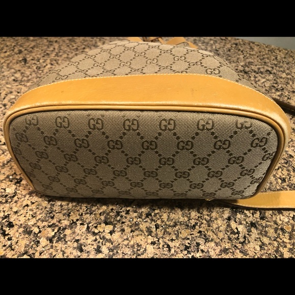 ON HOLD - Gucci Slingback Canvas & leather Bag - Picture 3 of 8